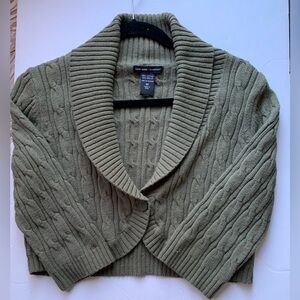 New York & Company Sage Green Cable Knit Cropped Shrug✨
